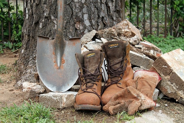 Shovel, Boots and Sweat - Some of the Tools of an Owner-Builder